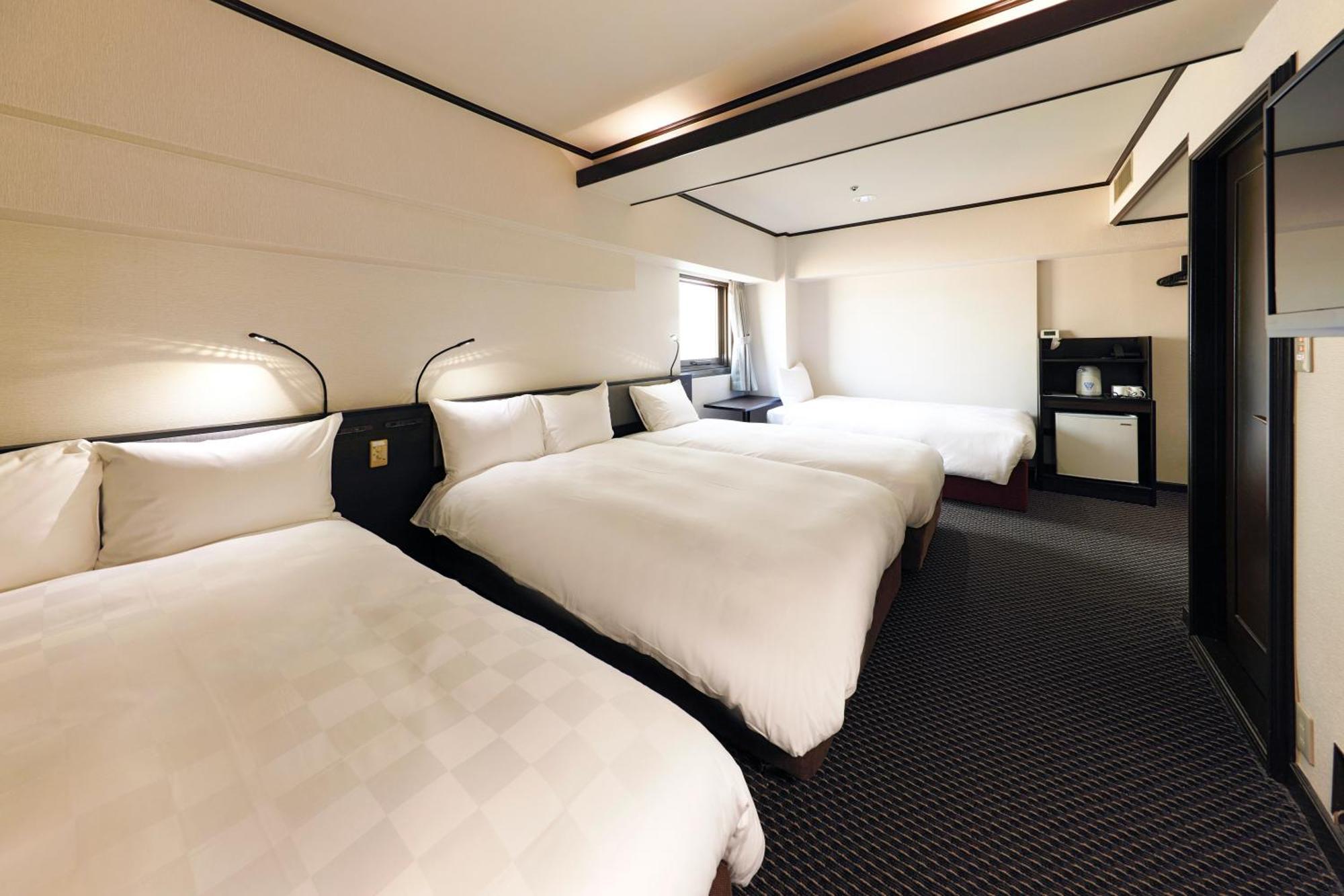 Hotel Consort Shin-Osaka Eksteriør billede